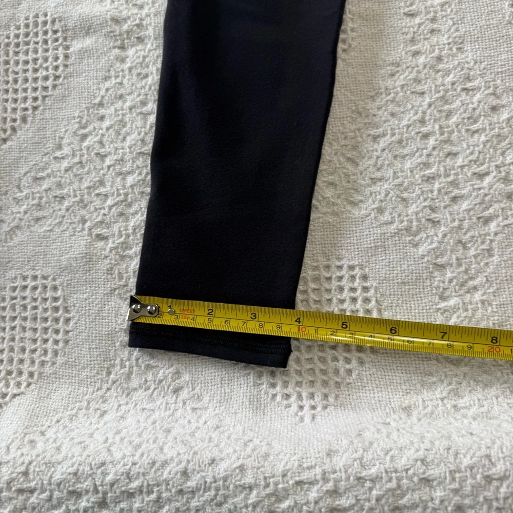 Black Alo Yoga Leggings with Pocket (S)